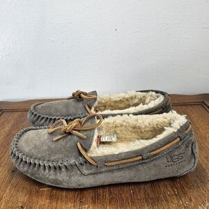 UGG Ascot Slipper Leather Women's Size 7